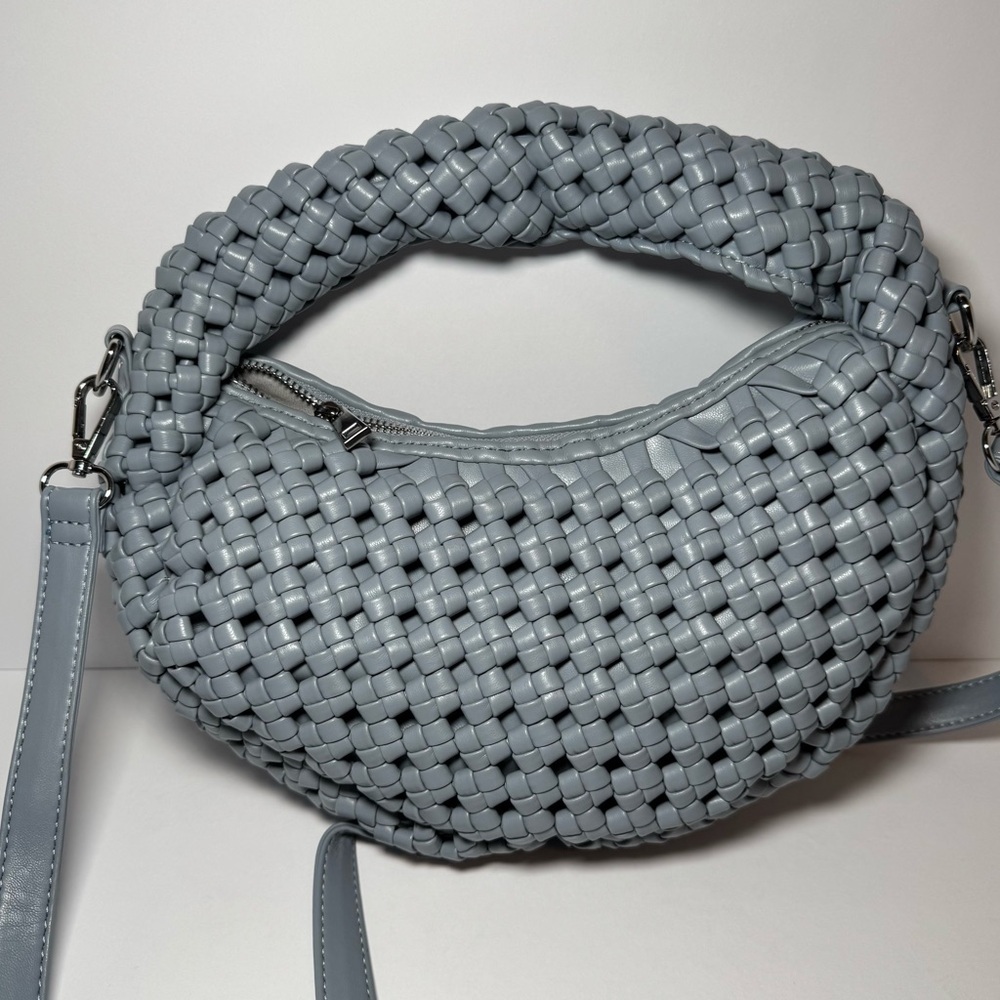 Sincerely Jules woven purse in "crescent" or "hobo” style.